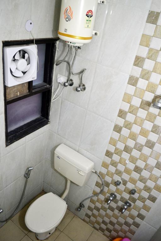 Yatri Guest House Nowe Delhi Zewnętrze zdjęcie